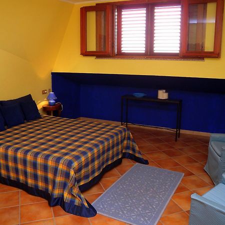 Bed and Breakfast Bb Doliahouse Dolianova Camera foto
